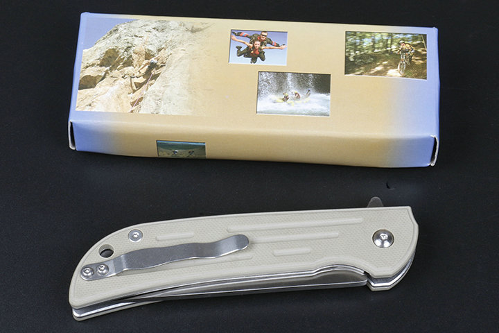 ZT5601 bearing quick opening folding knife (two colors)UD2105471